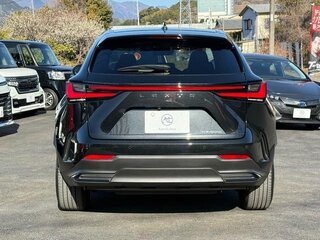 2025 Lexus NX 400h+ II, чёрный, 9151550 рублей, вид 4