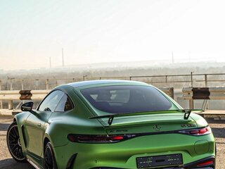 2025 Mercedes-Benz AMG GT 63 S E Performance II, зелёный, 40000000 рублей, вид 4