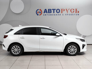 2018 Kia Ceed III, белый, 1667000 рублей, вид 5