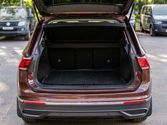 2021 Volkswagen Tiguan II Рестайлинг, коричневый - вид 13