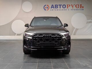 2025 Audi Q7 50 TDI II (4M) Рестайлинг 2, чёрный, 15950000 рублей, вид 2