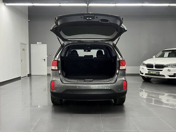 2014 Kia Sorento II Рестайлинг, серый, 1315000 рублей - вид 6