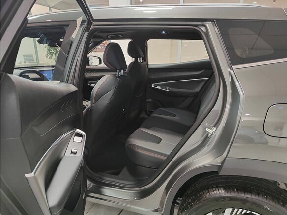 2026 Geely Cityray, серый - вид 9