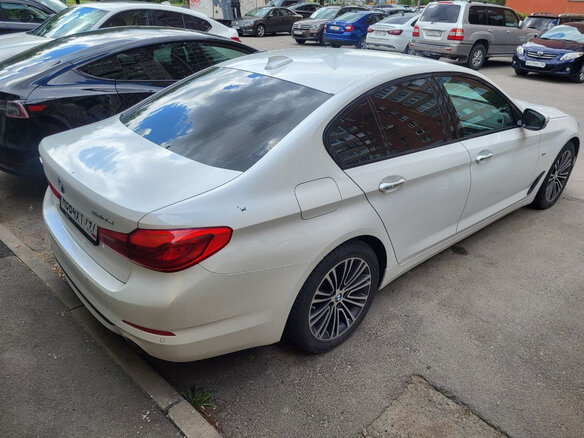 2017 BMW 5 серии 530d xDrive VII (G30/G31/G38), белый - вид 4