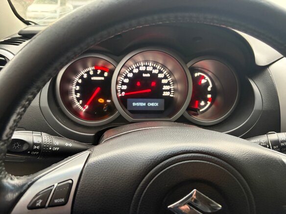 2013 Suzuki Grand Vitara II Рестайлинг 2, коричневый, 1200000 рублей - вид 2
