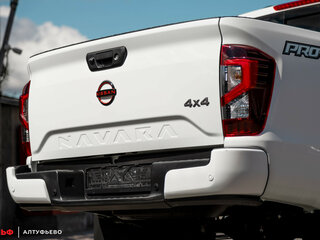 2024 Nissan Navara (Frontier) Double Cab IV (D23) Рестайлинг, белый, 5400000 рублей, вид 3