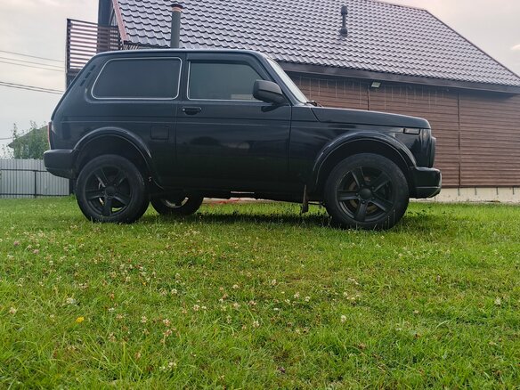 2018 Lada (ВАЗ) 2121 (4x4) I Рестайлинг, чёрный, 580009 рублей - вид 6