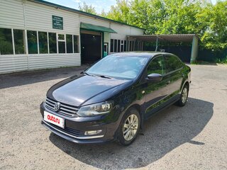 2015 Volkswagen Polo V Рестайлинг, чёрный, 880000 рублей, вид 1