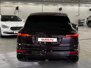 2015 Porsche Cayenne II Рестайлинг (958), коричневый, 3000000 рублей, вид 2