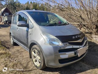 2006 Toyota Ractis I, серебристый, 680000 рублей, вид 3