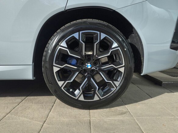 2025 BMW X3 Long 30L xDrive IV (G45/G48), серый, 7590000 рублей - вид 6