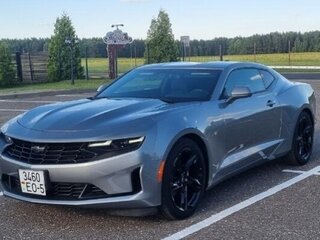 2023 Chevrolet Camaro VI Рестайлинг, серебристый, 2561665 рублей, вид 1