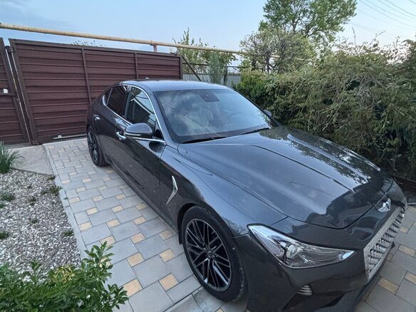2019 Genesis G70 I, серый, 1815000 рублей - вид 1