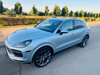 2019 Porsche Cayenne III, серый, 6400000 рублей, вид 4
