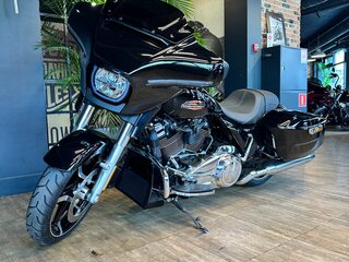 2024 Harley-Davidson Street Glide, чёрный, 3550000 рублей, вид 5