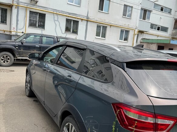 2021 Lada (ВАЗ) Vesta SW I, серый, 1050000 рублей - вид 3