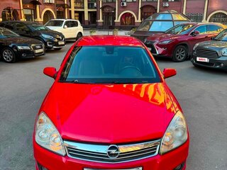 2008 Opel Astra H Рестайлинг, красный, 400000 рублей, вид 5