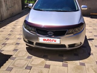 2012 Kia Cerato 6-speed II, серебристый, 640000 рублей, вид 3