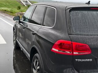 2010 Volkswagen Touareg II, чёрный, 1800000 рублей, вид 5