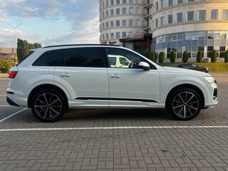 2024 Audi Q7 45 TFSI II (4M) Рестайлинг 2, белый, 5125038 рублей, вид 5