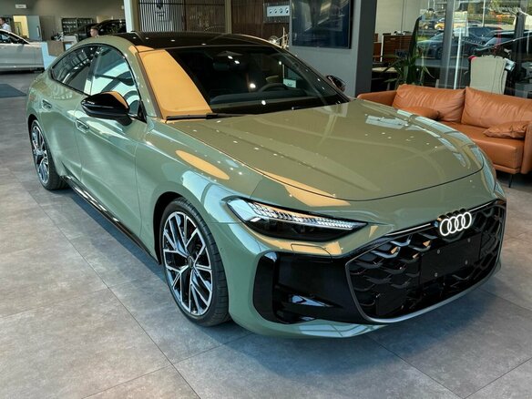 2026 Audi A5 L Sportback III (B10), зелёный, 6290000 рублей - вид 1