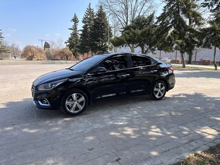 2018 Hyundai Solaris II, чёрный, 1225000 рублей, вид 5