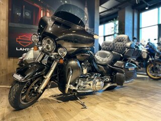 2018 Harley-Davidson Ultra Limited, чёрный, 2250000 рублей, вид 5