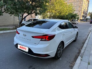2019 Hyundai Elantra VI (AD) Рестайлинг, белый, 1850000 рублей, вид 5