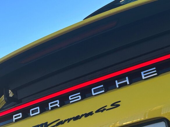 2021 Porsche 911 Carrera 4S VIII (992), жёлтый, 17000000 рублей - вид 8