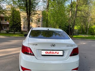 2014 Hyundai Solaris I Рестайлинг, белый, 530000 рублей, вид 3