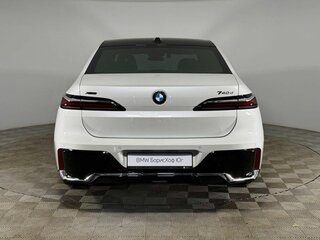 2024 BMW 7 серии 740d xDrive VII (G70), белый, 13700000 рублей, вид 5