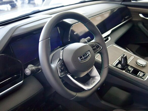 2025 Geely Monjaro I Рестайлинг, чёрный, 4954990 рублей - вид 14