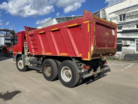 2018 Mercedes-Benz Actros, красный, 3900000 рублей, вид 2