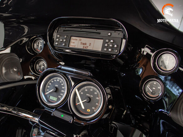 2011 Harley-Davidson Road Glide, чёрный, 944310 рублей - вид 9