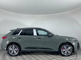 2026 Audi Q5 L III (GU), зелёный, 5999000 рублей, вид 2