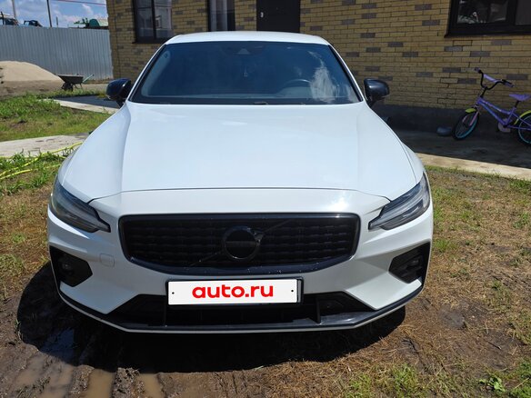 2019 Volvo S60 III, белый, 2600000 рублей - вид 1
