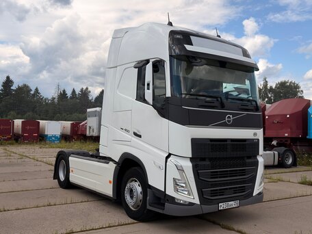 2023 Volvo FH, белый, 14500000 рублей, вид 1