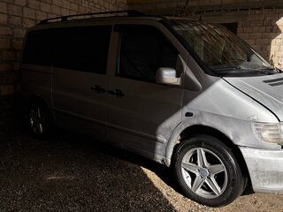 2000 Mercedes-Benz Vito 112 CDI I (W638), серебристый, 580000 рублей, вид 2