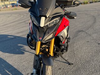 2025 Ducati Multistrada V4, красный, 3180000 рублей, вид 4