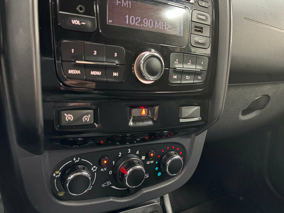 2015 Renault Duster I Рестайлинг, коричневый, 1416000 рублей - вид 15