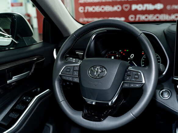 2026 Toyota Highlander IV (XU70), белый, 5850000 рублей - вид 14