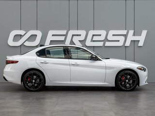 2019 Alfa Romeo Giulia II (952), белый, 3620000 рублей, вид 5