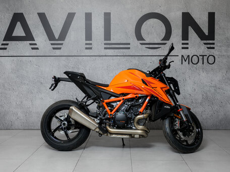 2026 KTM 1390 Super Duke R, оранжевый, 2600000 рублей, вид 2