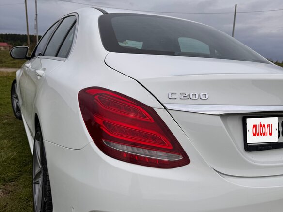 2017 Mercedes-Benz C-Класс 200 IV (W205), белый - вид 1