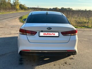 2017 Kia Optima IV, белый, 700000 рублей, вид 4