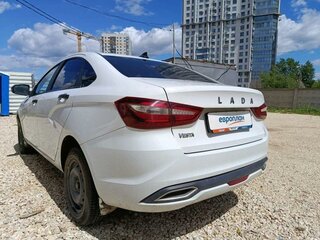 2023 Lada (ВАЗ) Vesta I Рестайлинг (NG), белый, 796800 рублей, вид 4