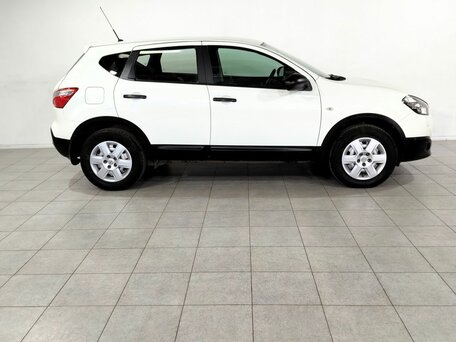 2012 Nissan Qashqai I Рестайлинг, белый, 1283000 рублей, вид 4
