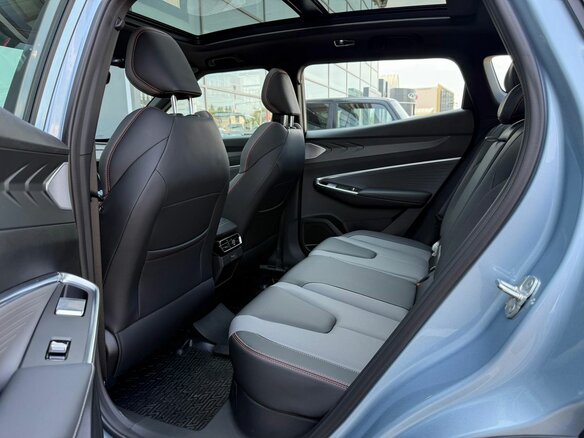 2026 Geely Cityray, серебристый - вид 14