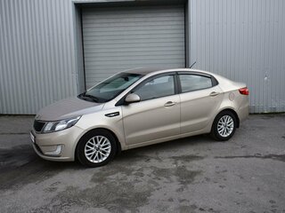 2014 Kia Rio 6-speed III, бежевый, 779000 рублей, вид 1