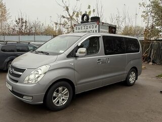 2012 Hyundai Grand Starex I, серый, 1900000 рублей, вид 4
